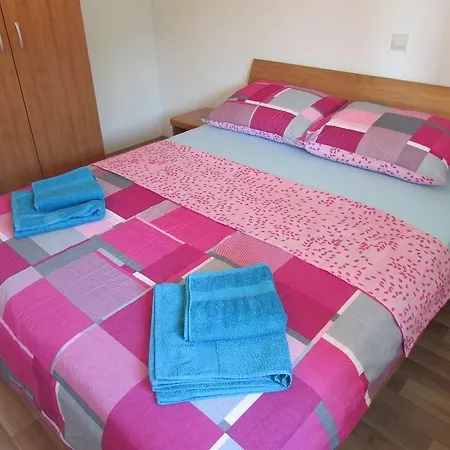 Dubravka Apartmani *